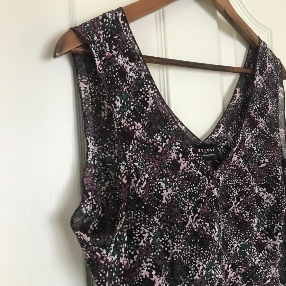 Axcess by Liz Claiborne V-Neck Sleeveless Blouse - Picture 7 of 13